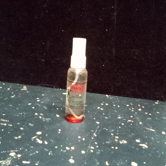 DAMN! AIR FRESHENER BUBBLE GUM 2 OZ - Picture 1 of 1